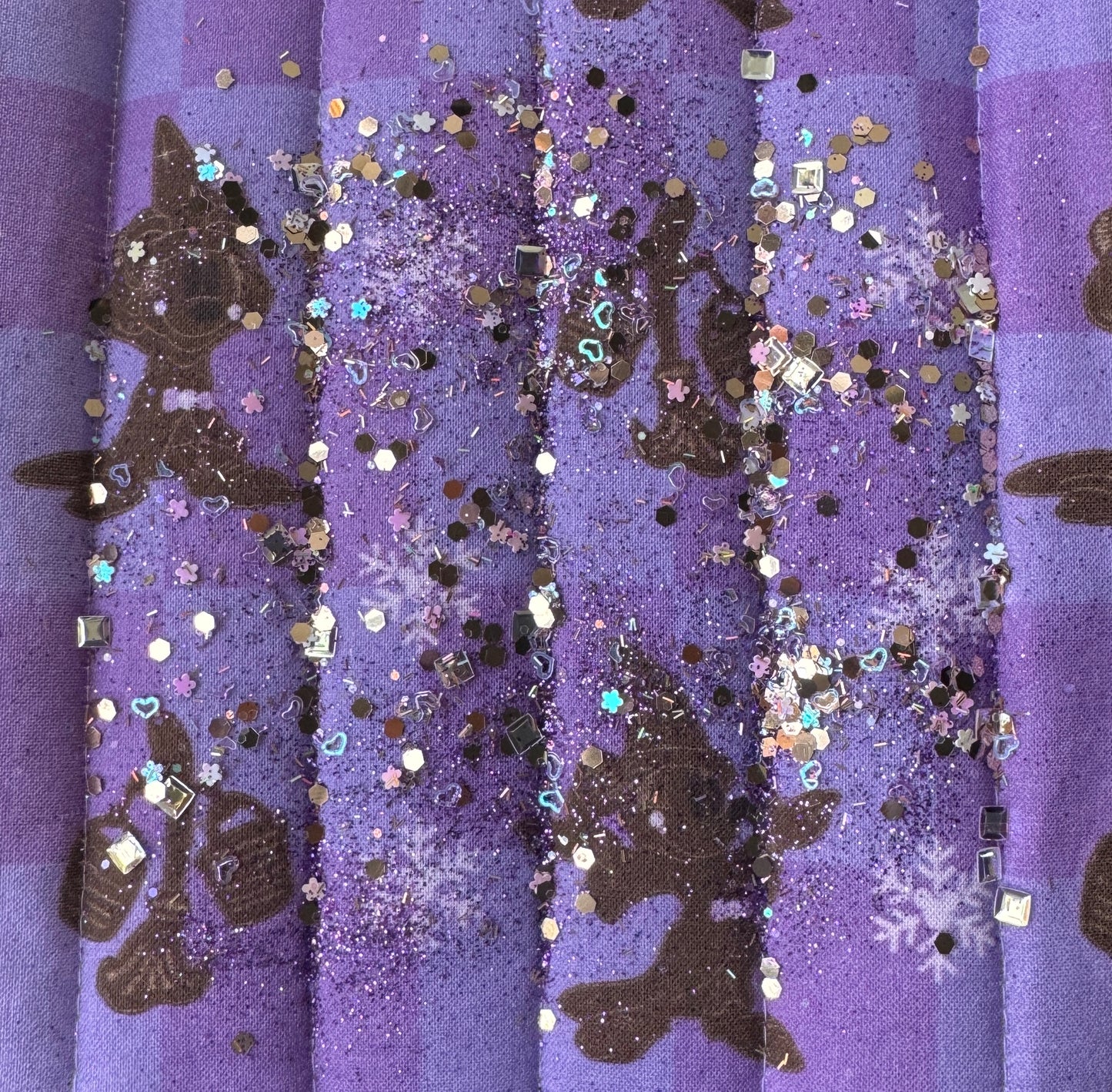 Magic Mouse Gingerbread Cutie Pouch GLITTER TAT BEGINNING/MID DECEMBER